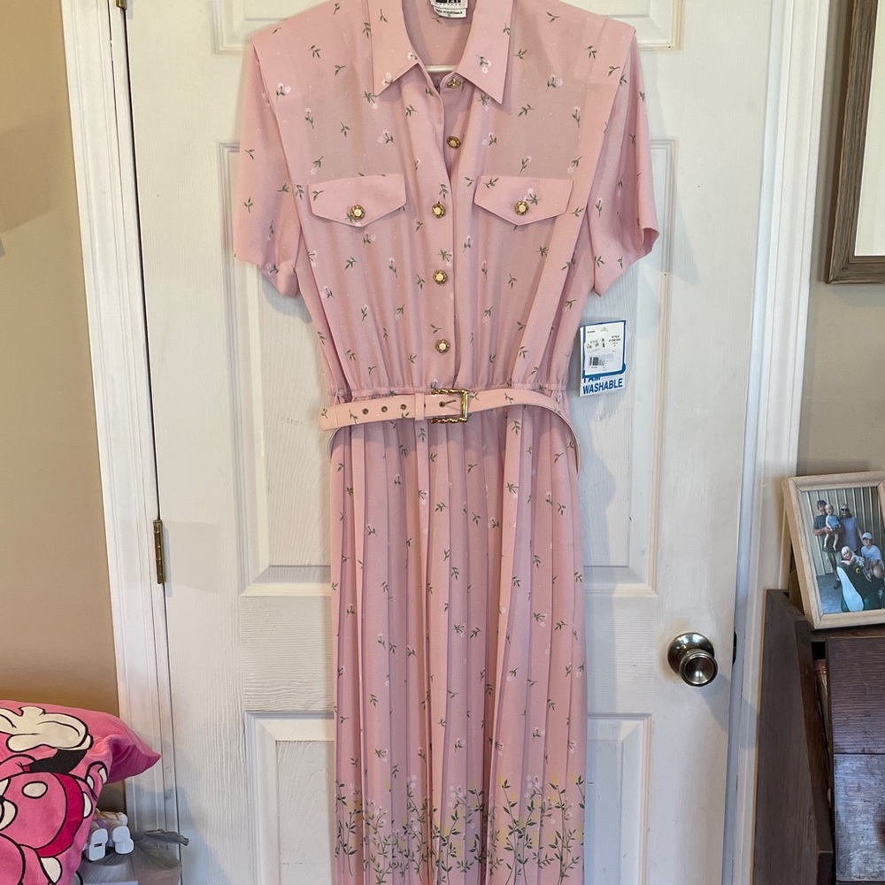 Leslie Fay Pink Floral Midi Dress with Belt